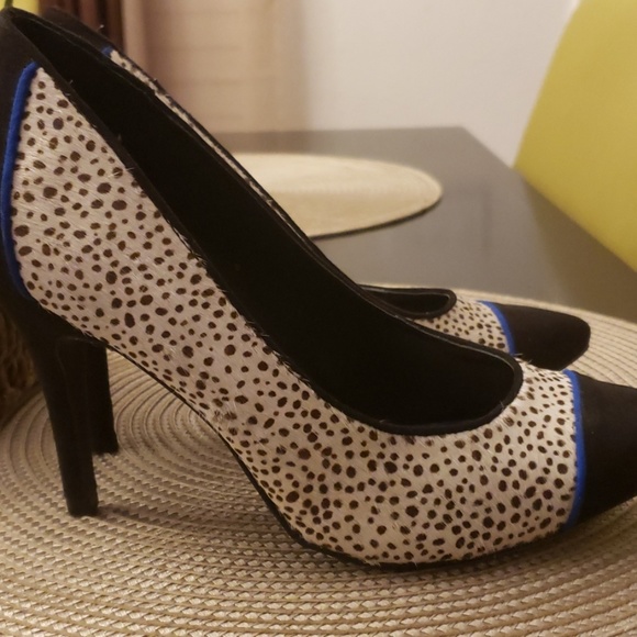 Pumps - Picture 4 of 4